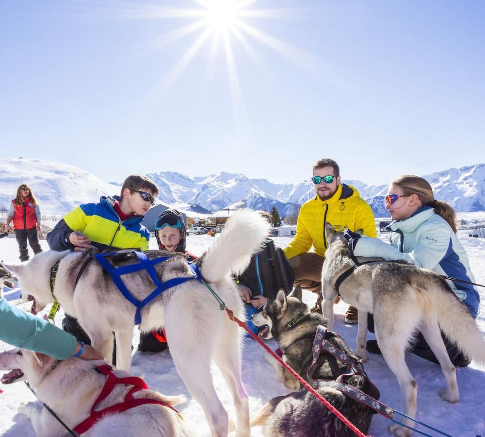Hotel Club Mmv Les Bergers **** Alpe d'Huez Luaran gambar